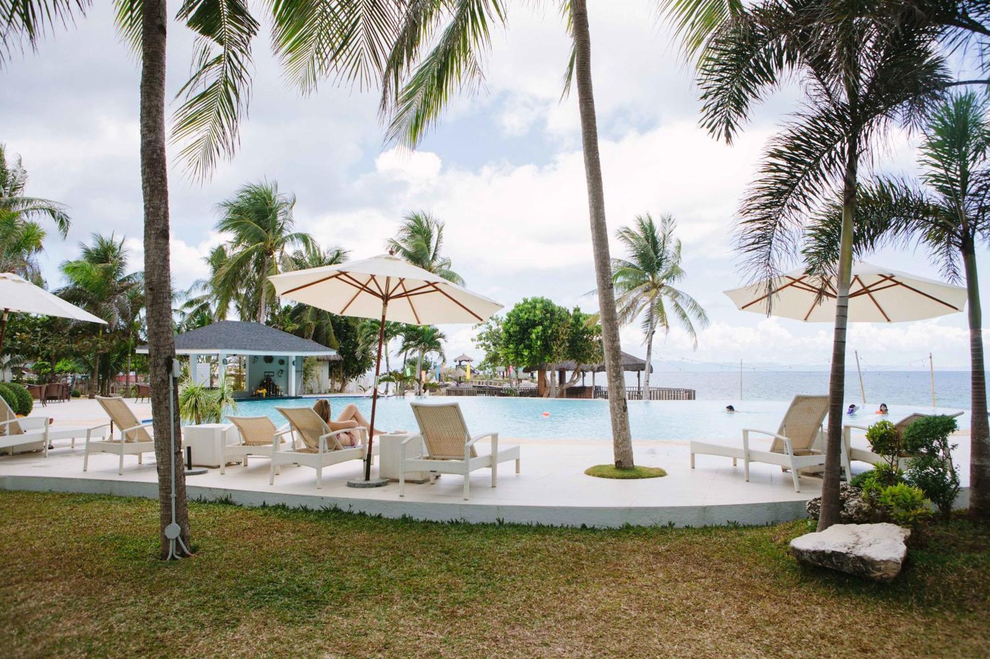 Mangodlong Paradise Beach Resort Himensulan Exteriör bild